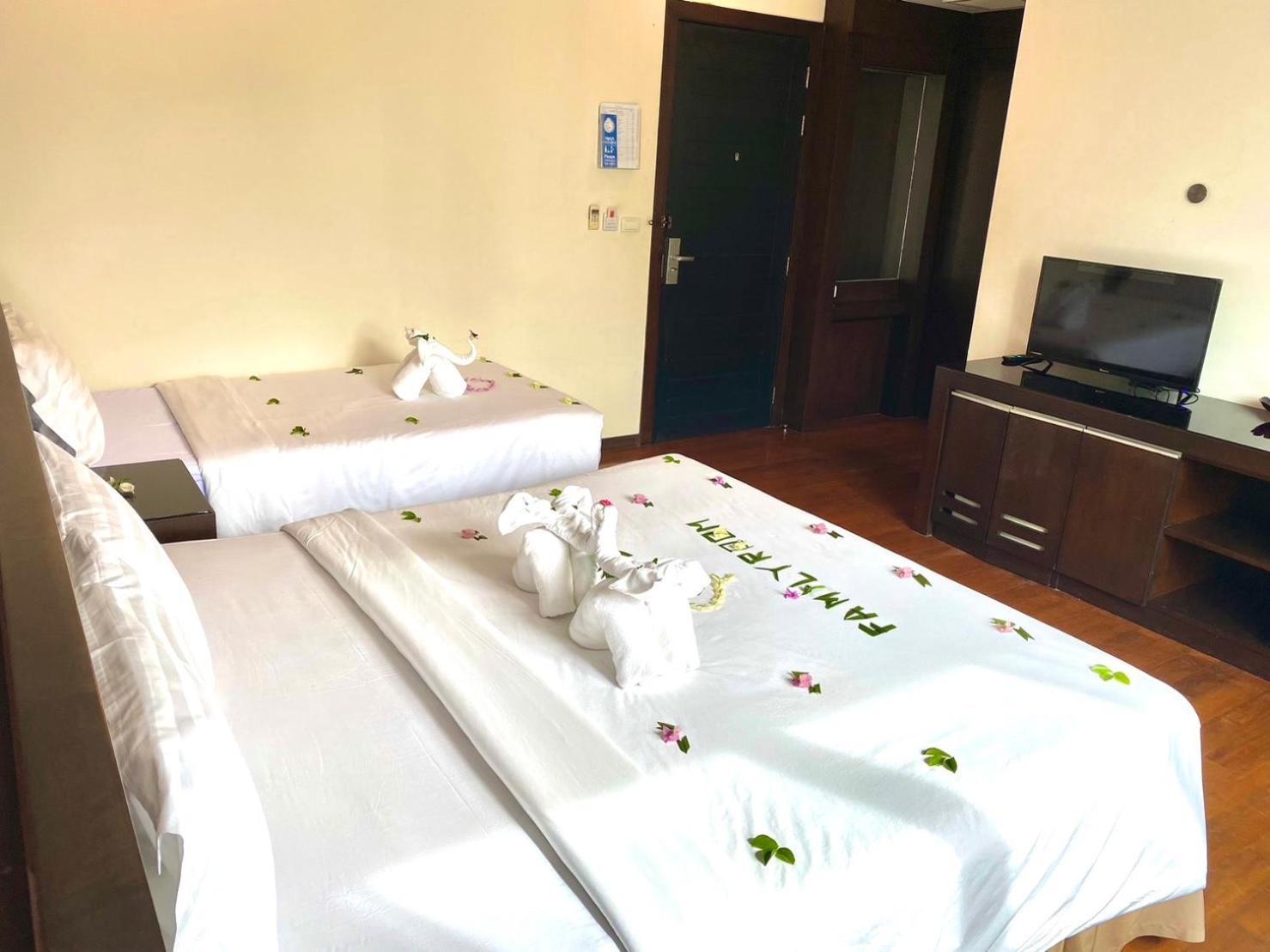 G1 Touch Blue Sky Hotel Kamala Beach Eksteriør billede