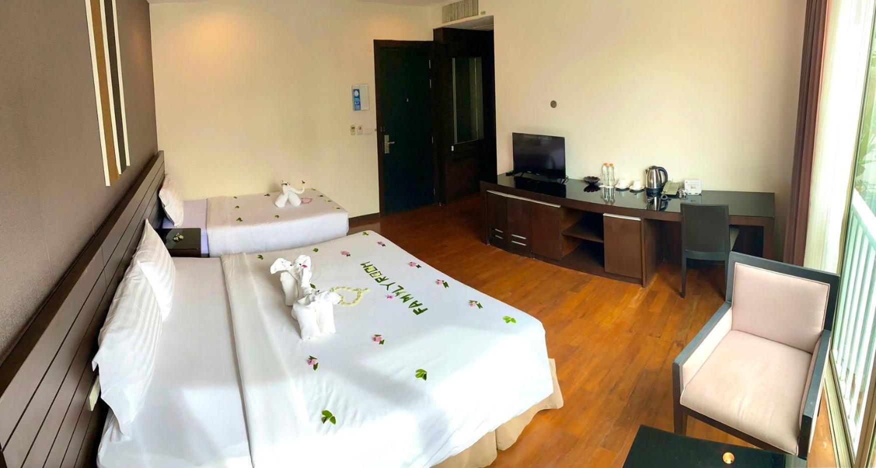 G1 Touch Blue Sky Hotel Kamala Beach Eksteriør billede